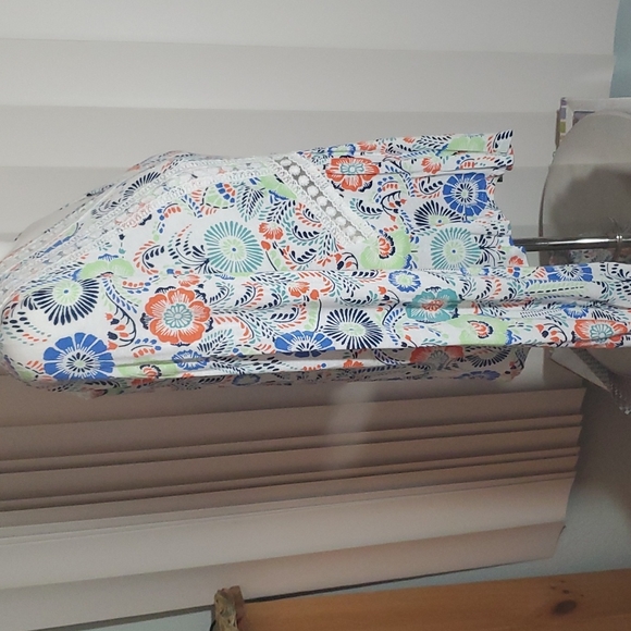 RED CAMEL Women's White Lacey Floral Long-Sleeve Flowy Boho Crop Top. EUC-Sz M - Picture 7 of 14